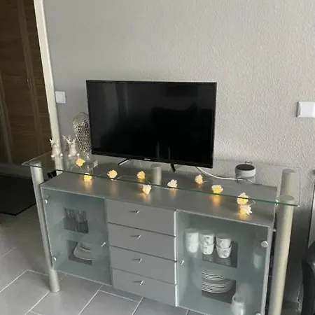 아파트 Ferienwohnung Rosenhirsch 알테나우