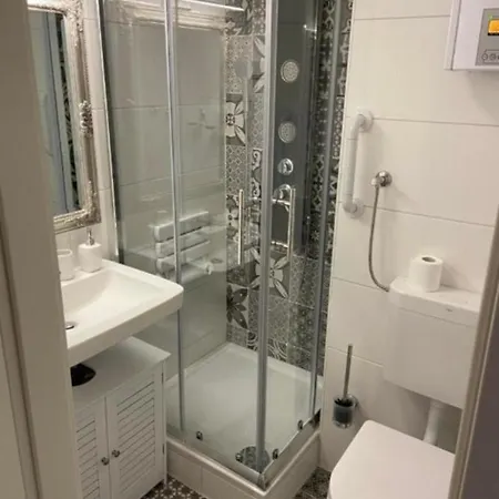 아파트 Ferienwohnung Rosenhirsch